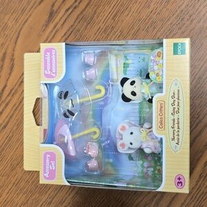 Calico Critters Sylvanian Families Nursery Friends Rainy Day Duo - Accessory Set